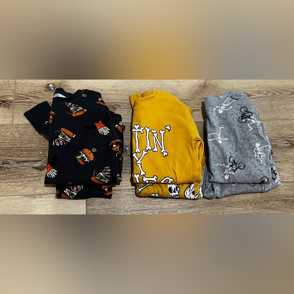 Boys L 10/12- Old Navy Pajamas- Skeleton-Bikes-Bones